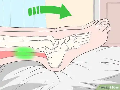 Imagen titulada Wrap an Achilles Tendon Step 3