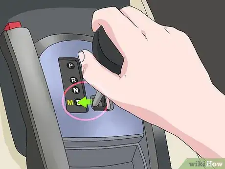 Imagen titulada Drive a Semi Automatic Car Step 5