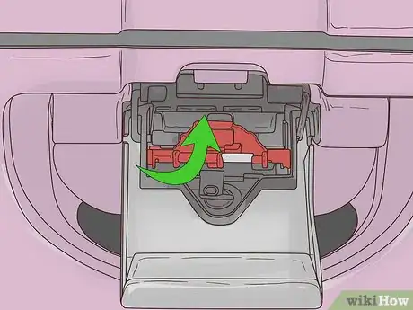 Imagen titulada Reset a Luggage Lock Step 6