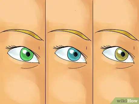 Imagen titulada Put in Colour Contacts Step 11