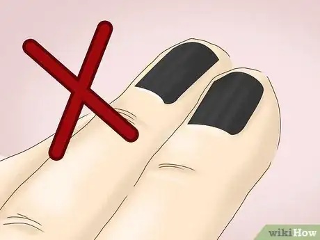 Imagen titulada Get Rid of Yellow Nails Step 10