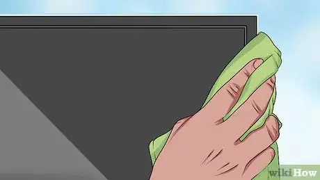 Imagen titulada Clean a Flat Screen TV Step 5