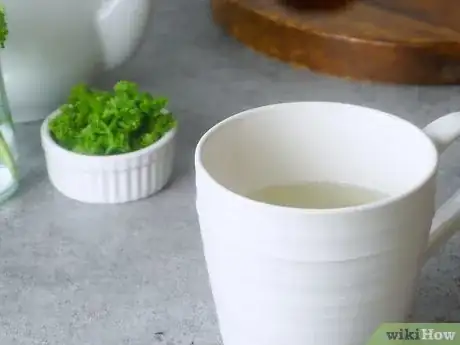 Imagen titulada Make Parsley Tea Step 5