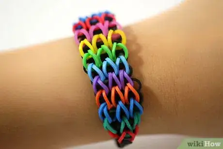 Imagen titulada Make a Rainbow Loom Bracelet Step 34