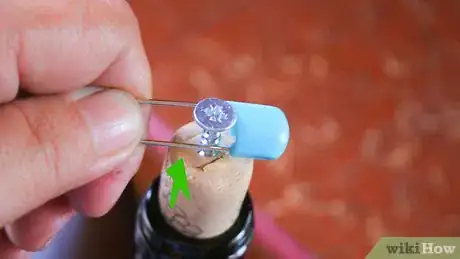 Imagen titulada Open a Wine Bottle Without a Corkscrew Step 16