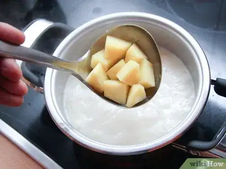 Imagen titulada Make Potato Soup Step 4