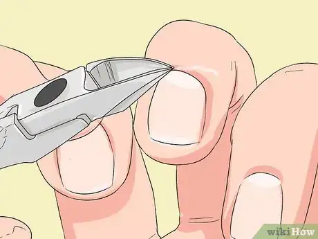 Imagen titulada Use a Cuticle Cutter Step 9