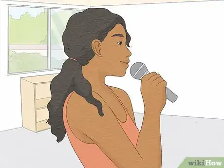 Imagen titulada Sing Into a Microphone Step 2
