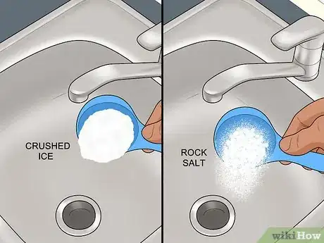 Imagen titulada Clean Your Garbage Disposal Step 3