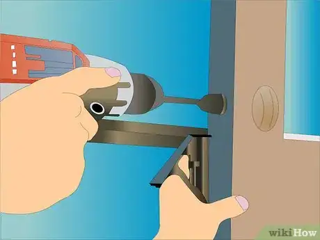 Imagen titulada Fit a Door Handle Step 1