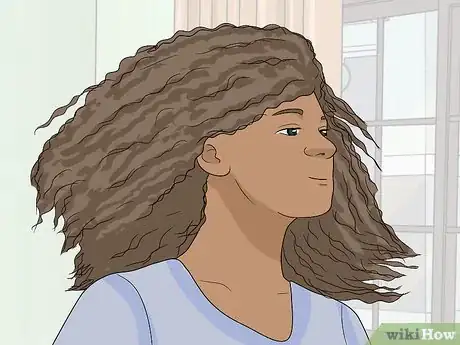 Imagen titulada Sleep with Wet Curly Hair Step 16