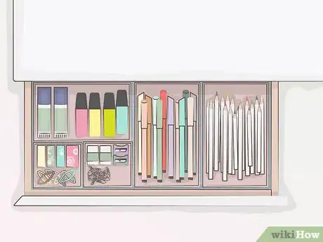 Imagen titulada Decorate a Study Table Step 10