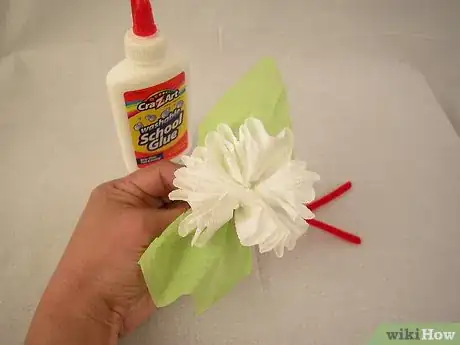 Imagen titulada Make a Paper Carnation Step 18