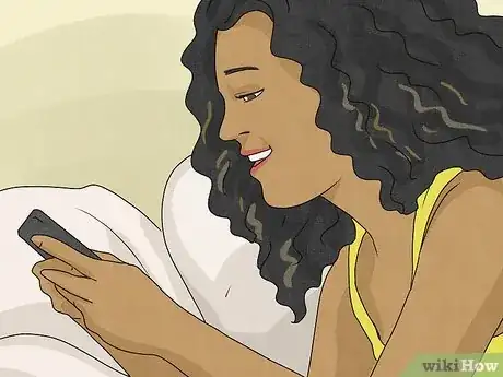 Imagen titulada Seduce Your Husband Through Text Step 9