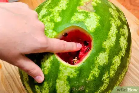 Imagen titulada Plug, Spike, or Cork a Watermelon Step 5