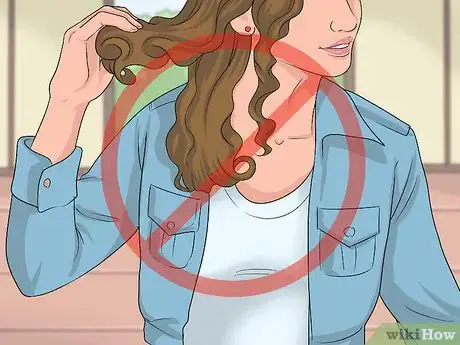 Imagen titulada Get Curls to Stay Step 7