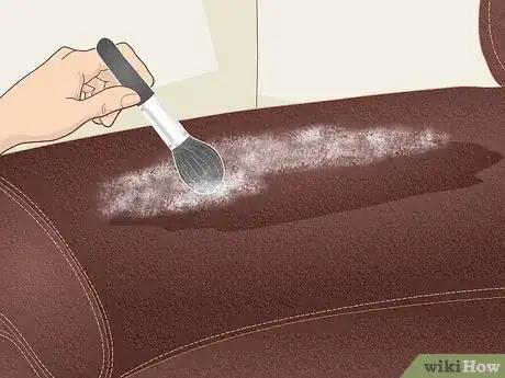 Imagen titulada Repair a Faux Leather Sofa Step 6