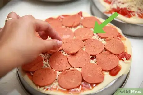 Imagen titulada Make Pepperoni Pizza Step 16