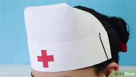 Imagen titulada Make a Nurse Cap Step 8