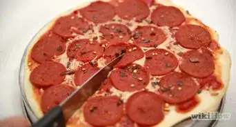 hacer una pizza de pepperoni