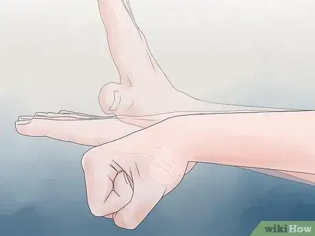 Imagen titulada Do Hand Stretches for Carpal Tunnel Step 10