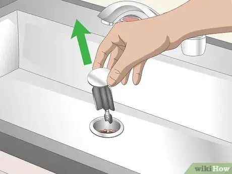 Imagen titulada Clean a Sink Trap Step 1