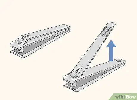 Imagen titulada Use Nail Clippers Step 7