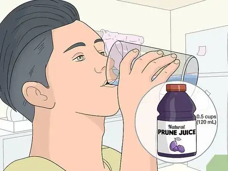 Imagen titulada Drink Prune Juice Step 1