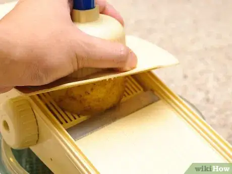 Imagen titulada Make Potato Chips Step 9