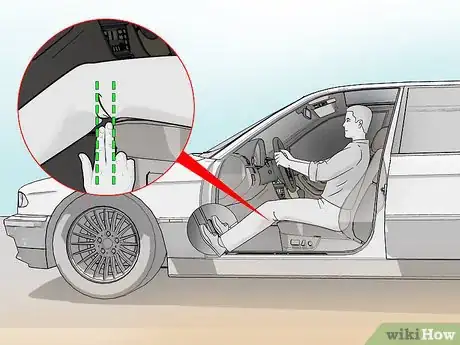 Imagen titulada Adjust Seating to the Proper Position While Driving Step 2