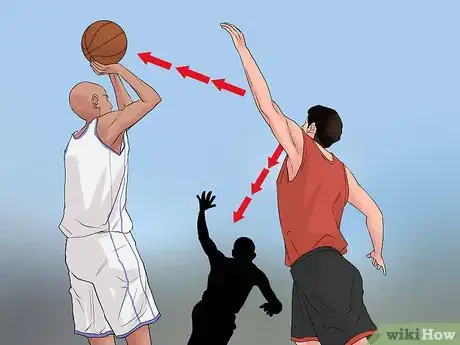 Imagen titulada Block a Shot in Basketball Step 9