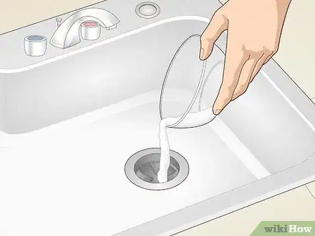 Imagen titulada Unclog a Slow Running Bathroom Sink Drain Step 3