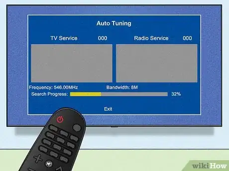 Imagen titulada What Causes a TV to Freeze and Pixelate Step 9