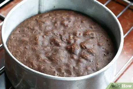 Imagen titulada Make a Chocolate Cake Step 46