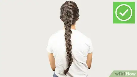 Imagen titulada French Braid Step 7