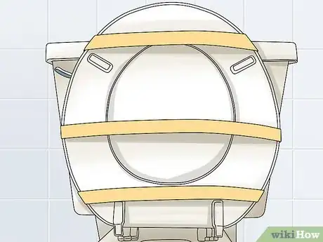 Imagen titulada Remove a Toilet Seat Step 6