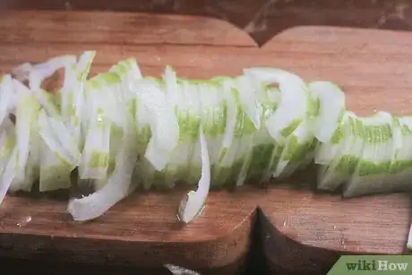 Imagen titulada Make Cucumber Salad Step 23