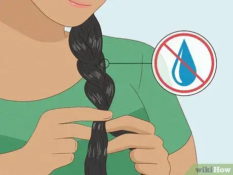 Imagen titulada Is Sleeping in Braids Bad for Your Hair Step 5