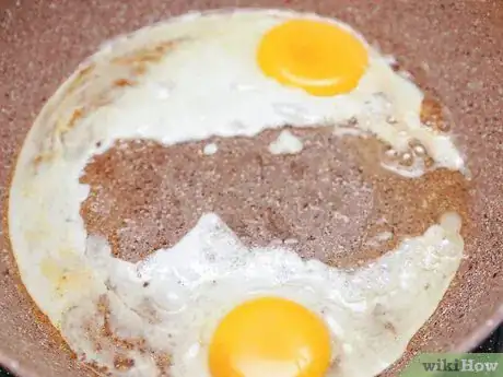 Imagen titulada Make an Egg Sandwich Step 3