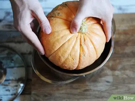 Imagen titulada Peel an Acorn Squash Step 1