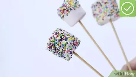 Imagen titulada Make Marshmallow Pops Step 9