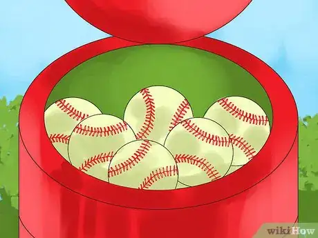Imagen titulada Clean a Dirty Baseball Step 13