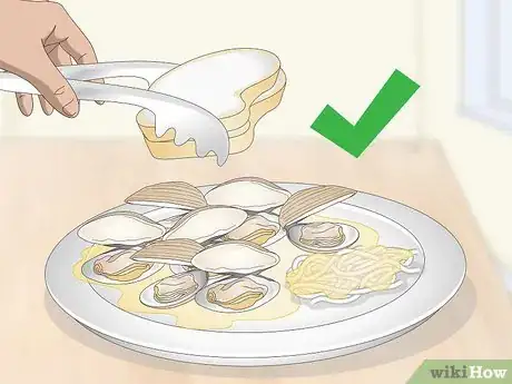 Imagen titulada Eat Clams Step 17