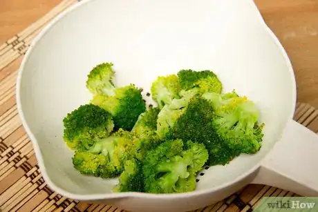 Imagen titulada Keep Broccoli Fresh Step 10