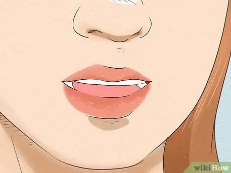 Imagen titulada Pucker Your Lips Step 1