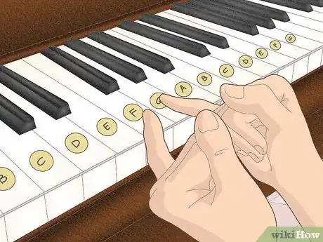 Imagen titulada Play Chopsticks on a Keyboard or Piano Step 7