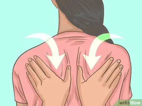 Imagen titulada Give a Shoulder Massage Step 7