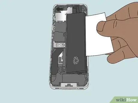Imagen titulada Replace an iPhone Battery Step 66