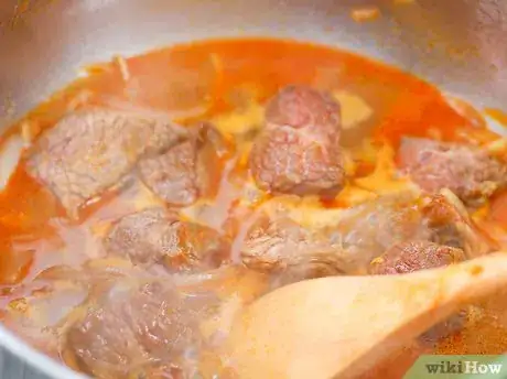 Imagen titulada Make Hungarian Goulash Step 25