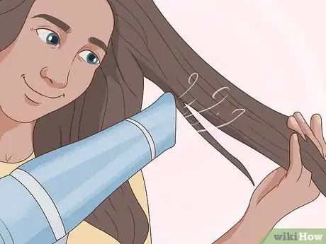 Imagen titulada Manage Layered Hair Step 1